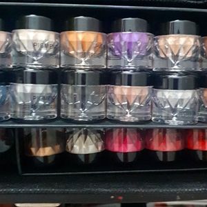 Eyeshadow loose powder matt and shiny 44 colours